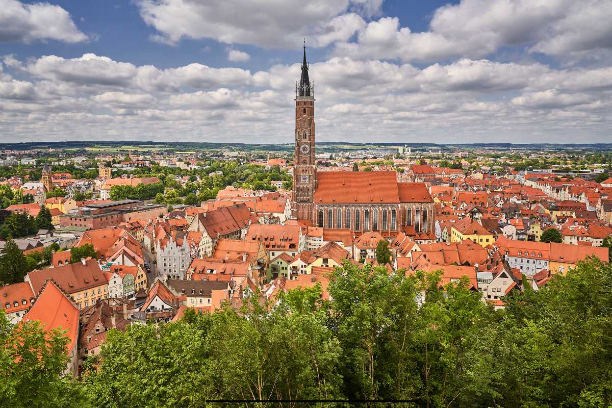 Where to Find Marijuana in Landshut, Bavaria, Germany: A Friendly Guide for Smokers