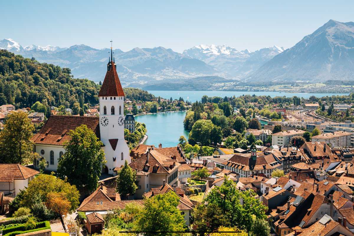 Where to Find Marijuana in Thun, Bern, Switzerland: A Friendly Guide for Smokers