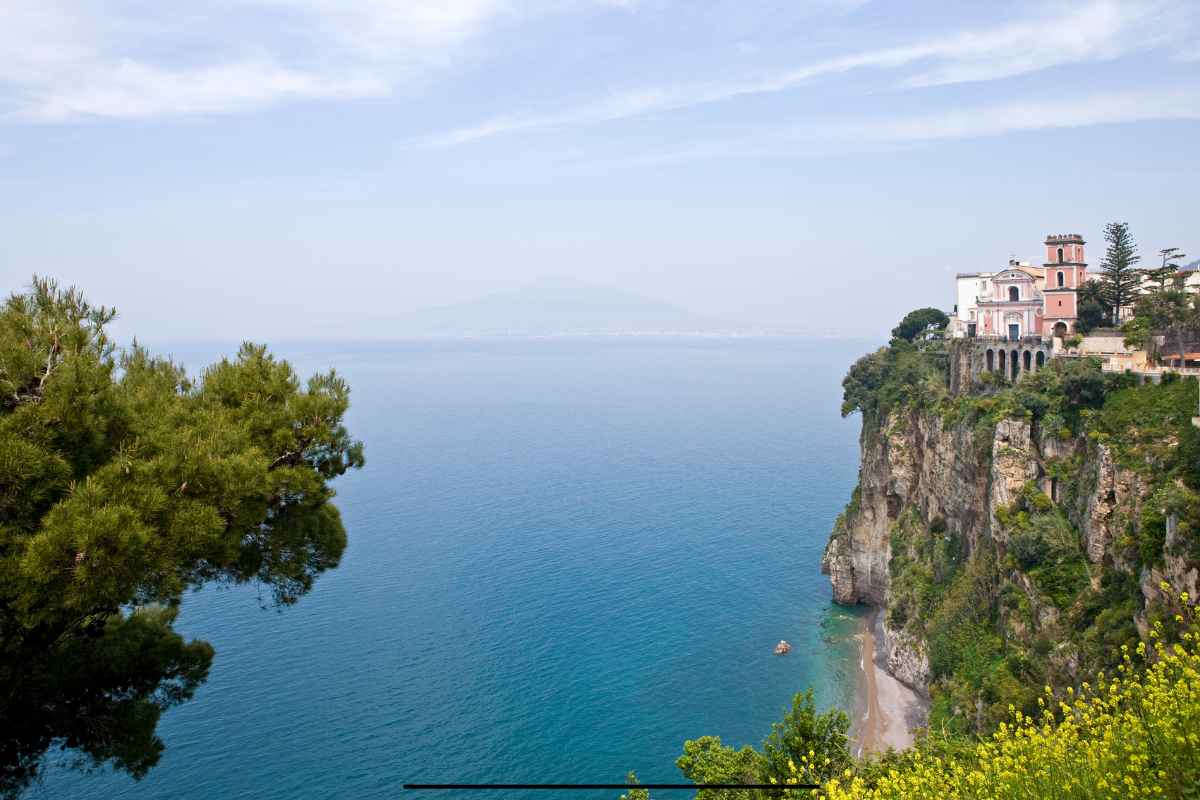 Where to Find Marijuana in Vico Equense, Campania, Italy