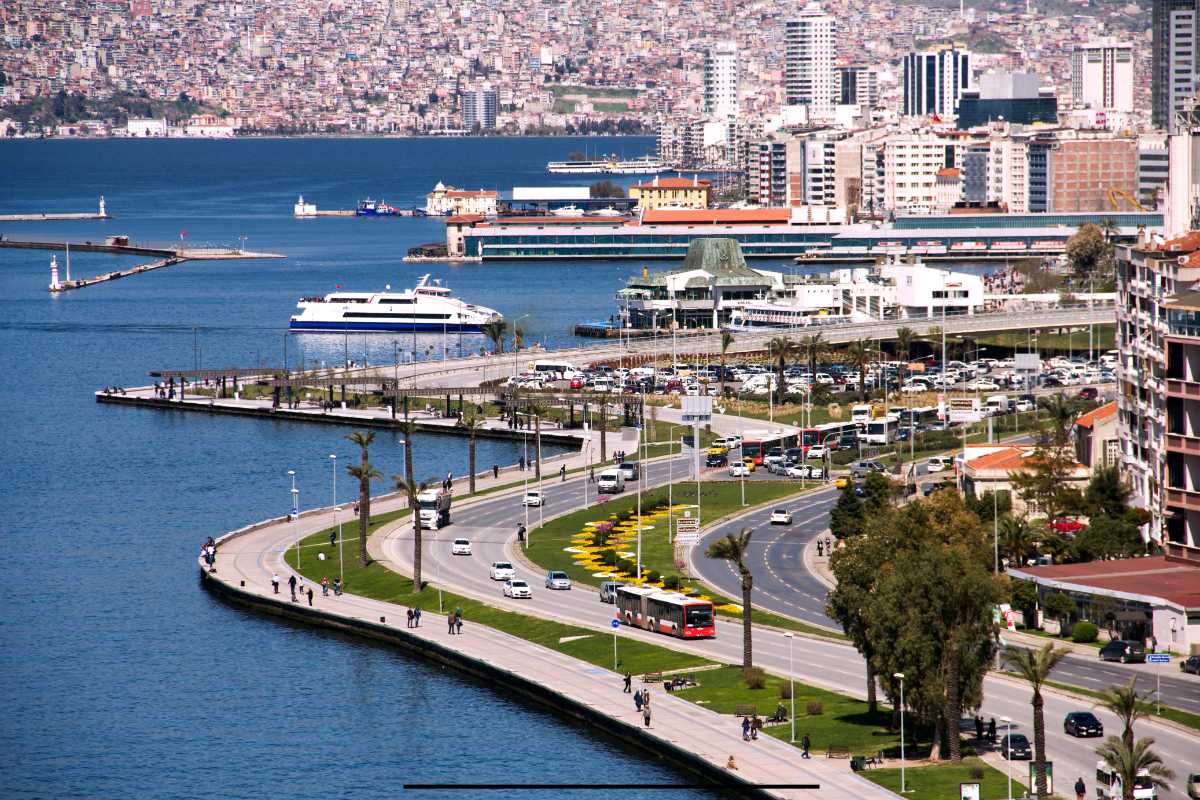 Where to Find Marijuana in Izmir, Turkey: A Guide for Enthusiasts