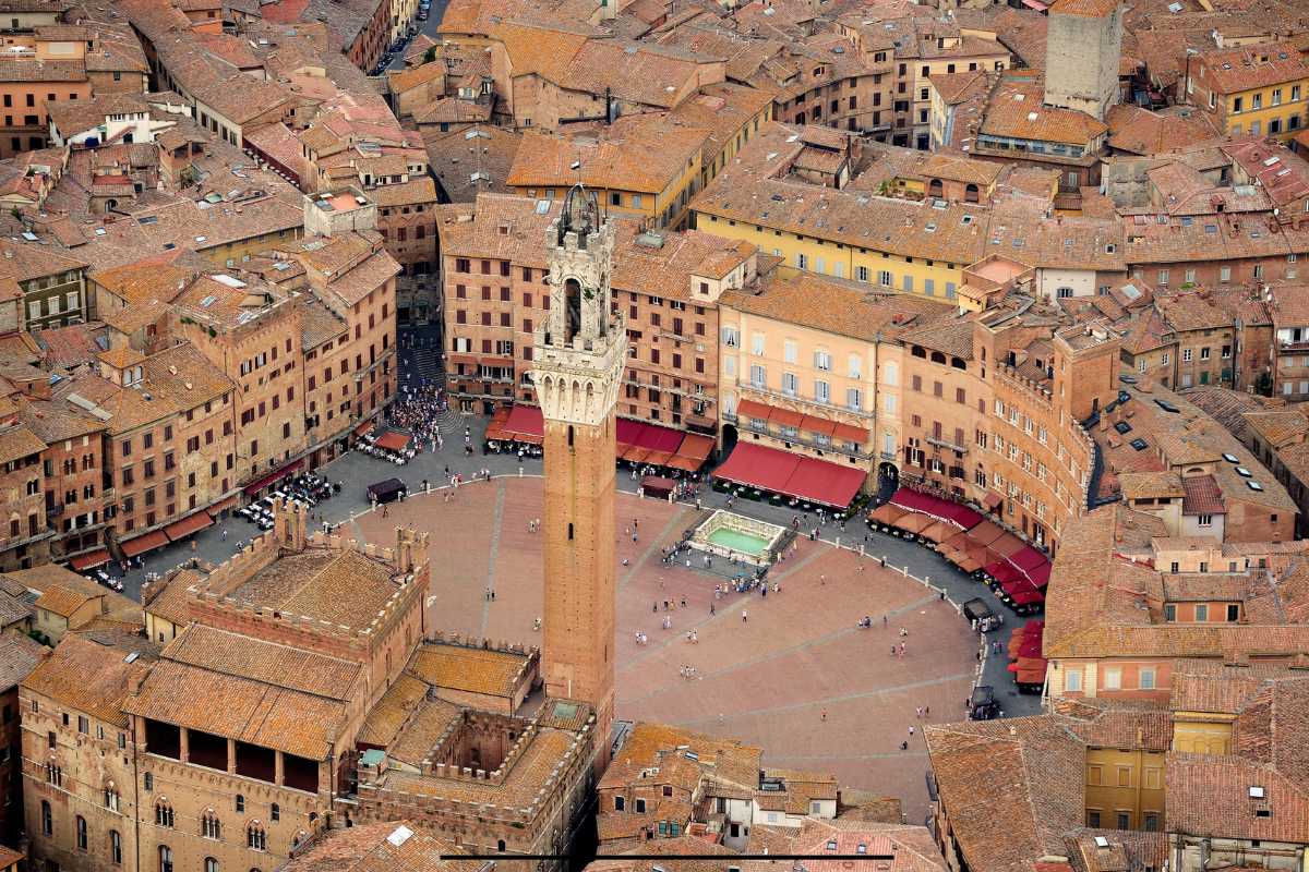 Where to Find Marijuana in Siena, Tuscany, Italy